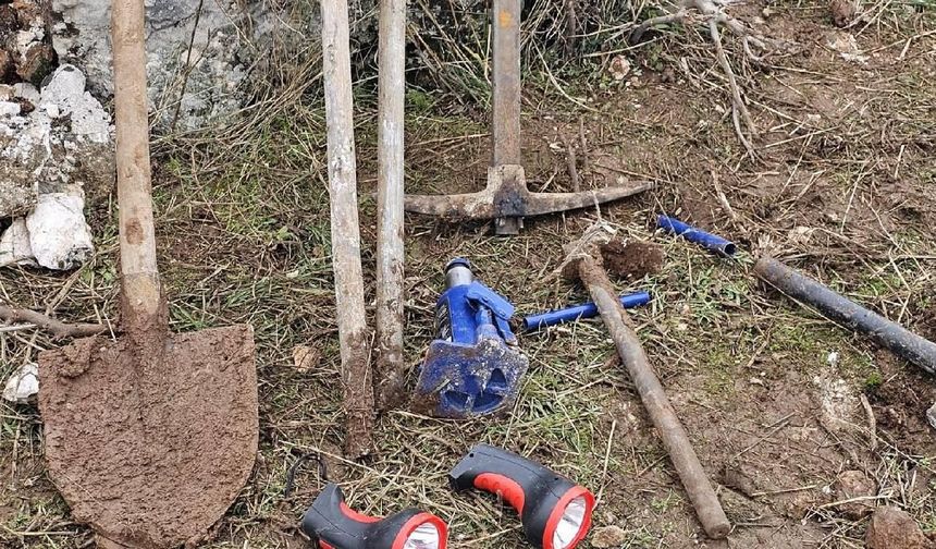 Jandarmadan definecilere baskın: 3 kişi suçüstü yakalandı