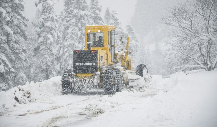 Kastamonu’da 26 köy yolunda ulaşım durdu