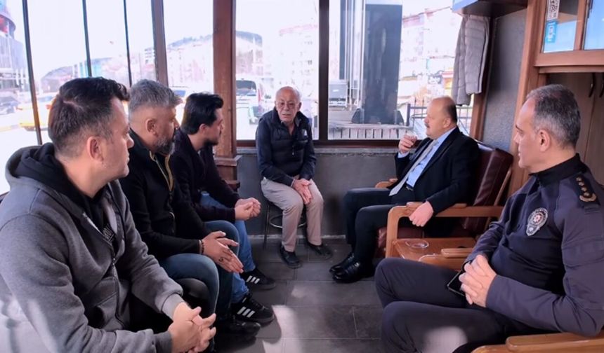 Kastamonu Valisi Meftun Dallı, esnafları dinledi