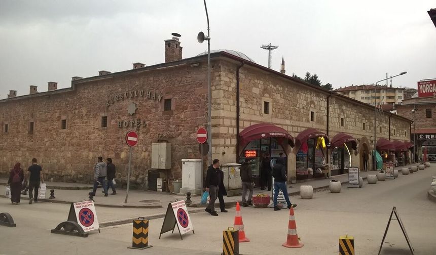 Kastamonu'da Kurşunlu Han Tartışması Büyüyor: İşletmeciden Vakıflar’a Hukuki Yanıt