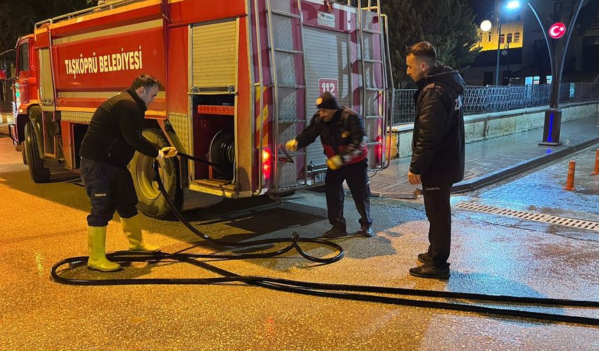 Taşköprü'de bayram öncesi çalışmalar hız kazandı