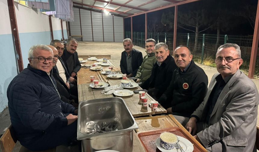 Taşköprü'nün köyünde iftar düzenlendi: '150 bin metre kare parke üreteceğiz'