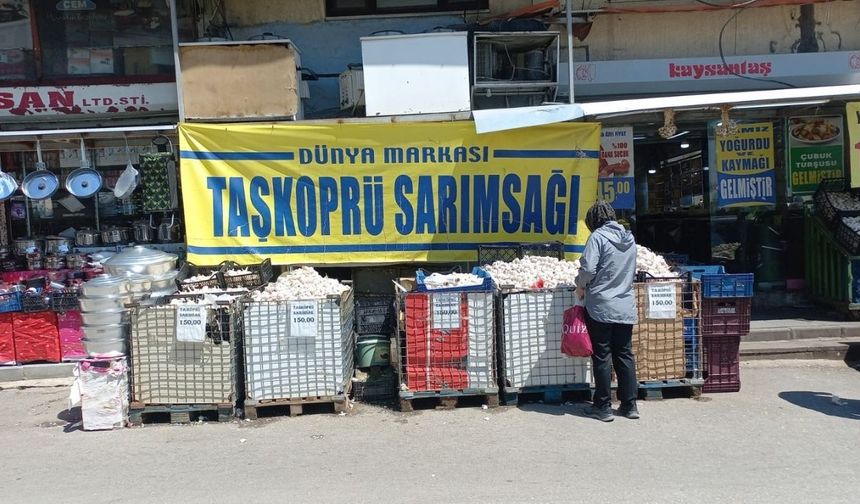 Başkent’te Taşköprü sarımsağı hilesi: Tüketici neye dikkat etmeli?