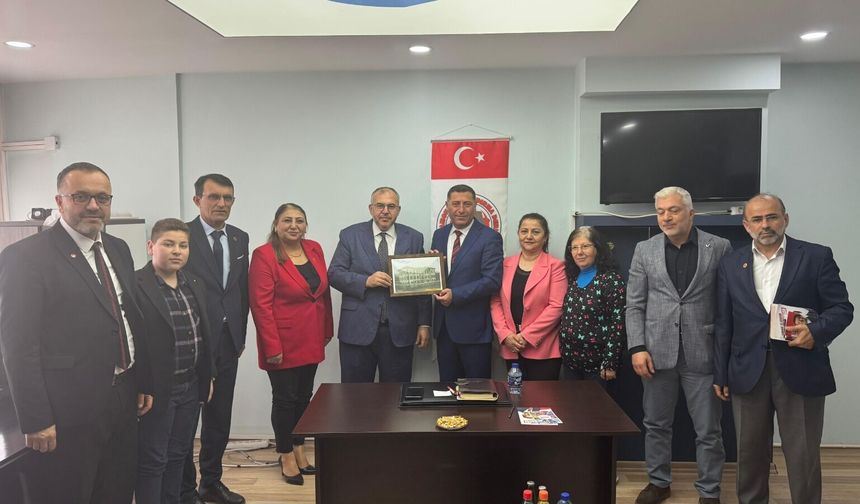 KAL-DER'e önemli ziyaret: Milletvekili Çalışkan Kastamonu'ya destek sözü verdi