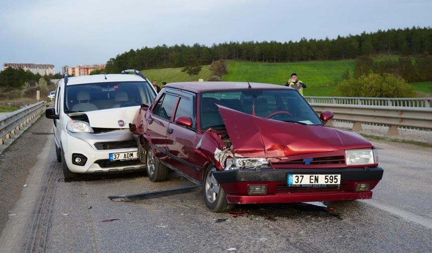 Kastamonu’da iki feci kaza: Kazalarda bilanço ağır! 6 yaralı