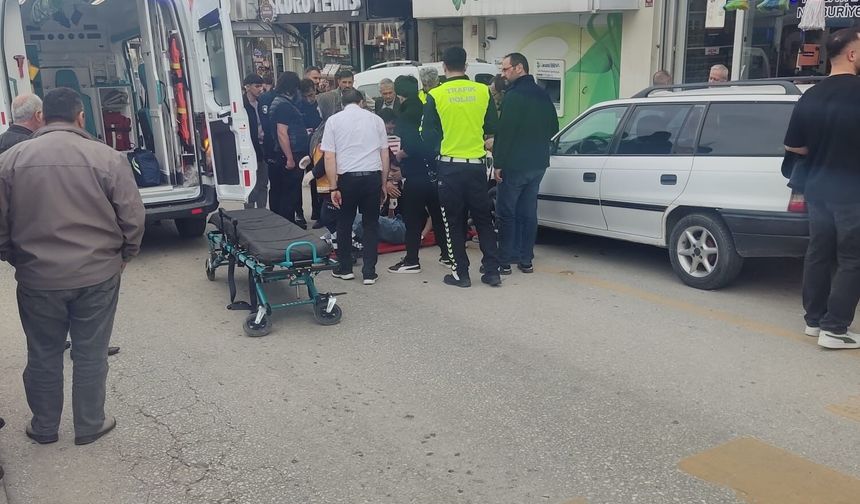 Kastamonu'da otomobile çarpan motosiklet sürücüsü yaralandı