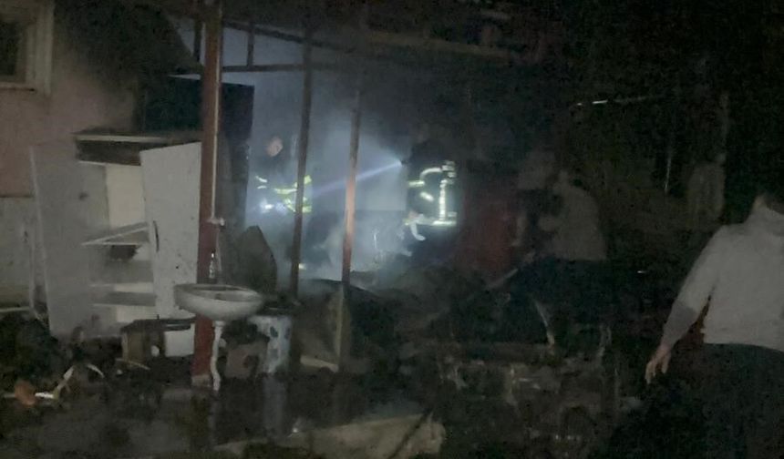 Kastamonu'da patlayan kömür kazanı ve tüp villayı küle çeviriyordu