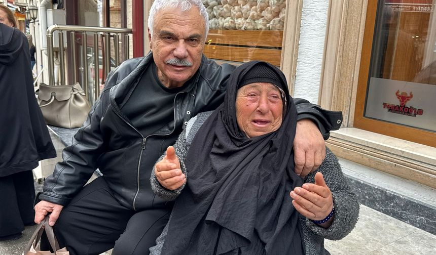 Kastamonu'da ünlü oyuncuyla karşılaştı! Meşhur duasını etti: 'Aşk' diyaloğu kahkahaya dönüştü!