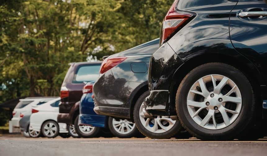 Otomotiv devinde dikkat çeken karar: Elektrikli araç üretimi durdu