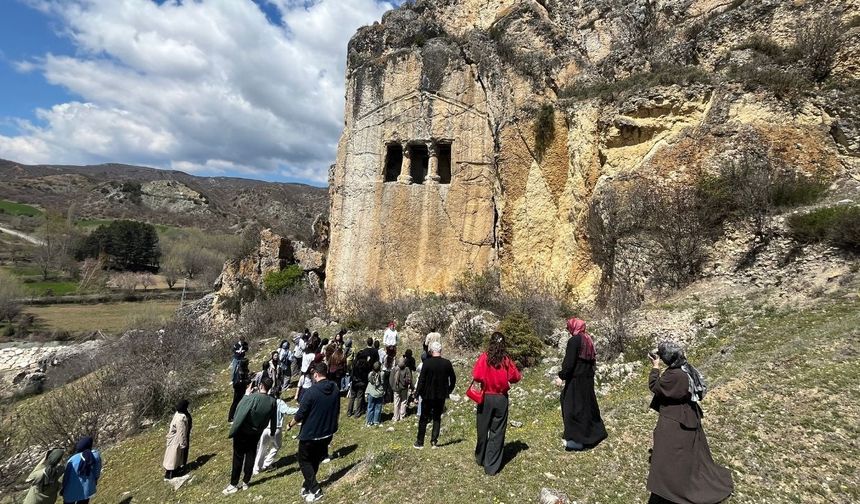 Taşköprü’de 2 bin 700 yıllık geçmişe yakından tanıklık ettiler