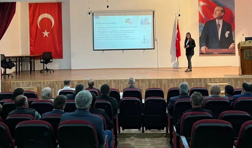 Taşköprü’de muhtarlar kene riskine karşı uyarıldı