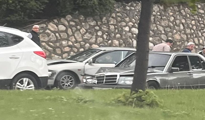 Kastamonu’da sağanak yağış kaza yaptırdı