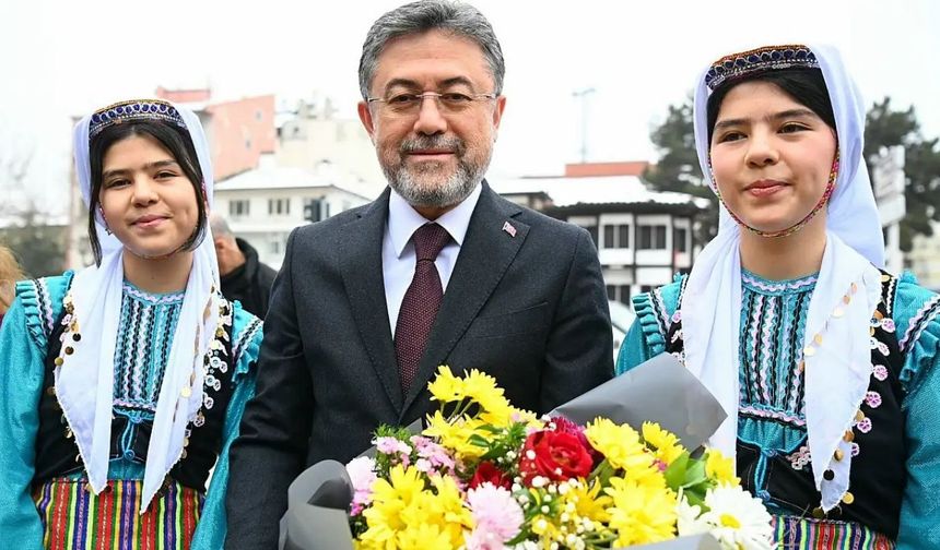 Kastamonulu Bakan Yumaklı, bayramı memleketinde karşılayacak