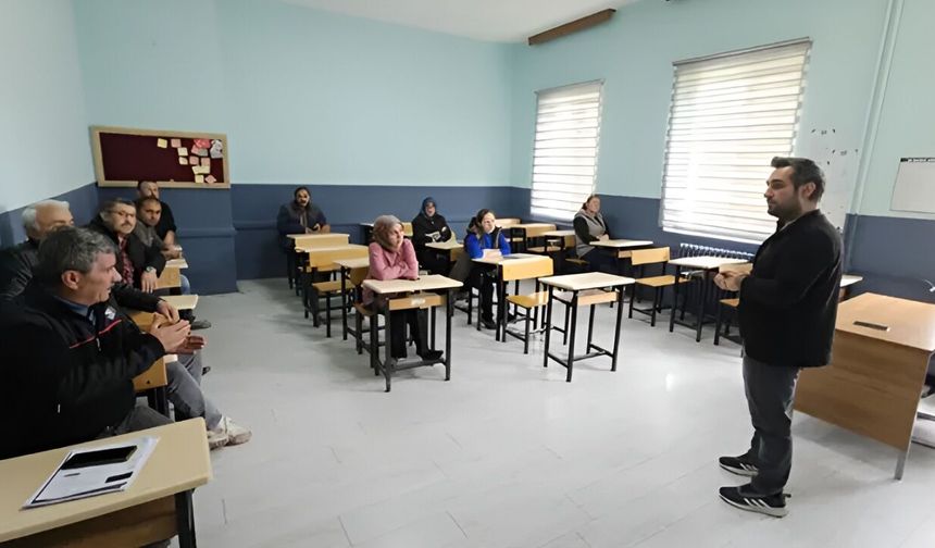 Kastamonu’da dijital zorbalıkla mücadele eğitimi gerçekleştirildi