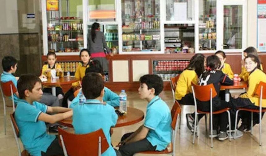 Okul kantinlerinde raflar değişiyor: İşte yasaklı ürünler