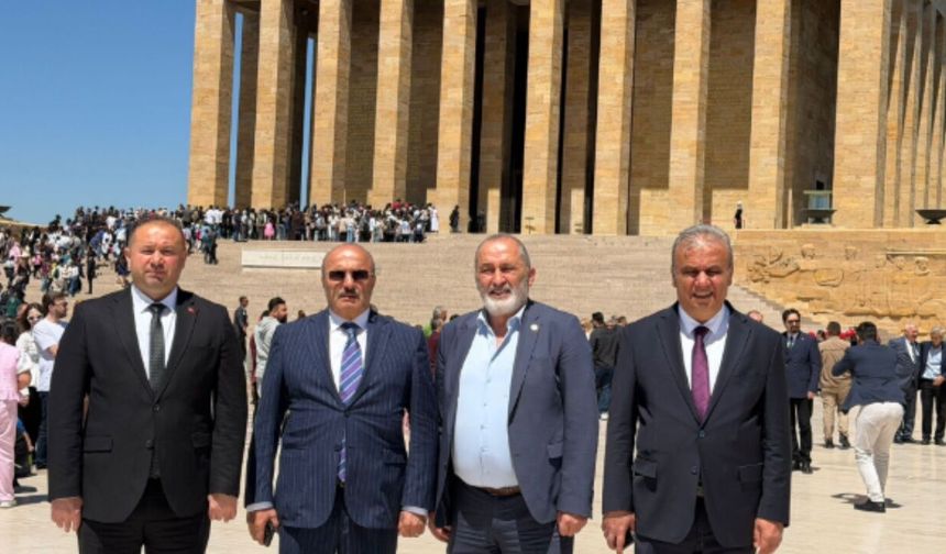 Taşköprü Belediye Başkanı ve ilçe başkanlarından anıtkabir ziyareti
