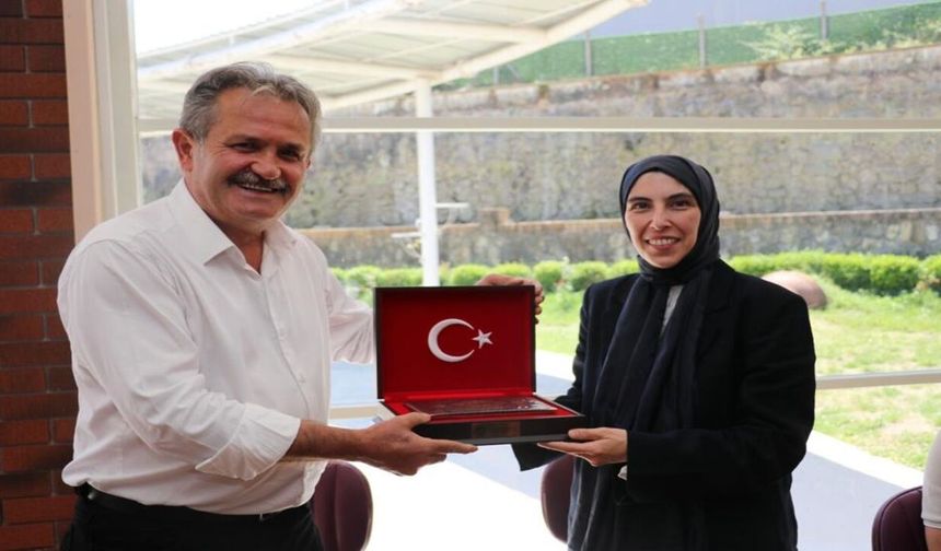 Kastamonu’ya yeni kaymakam: Veda yemeğiyle uğurlandı