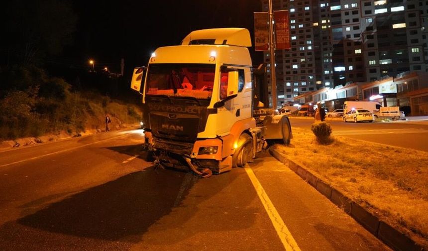 Kastamonu’da maden yüklü tır kaza yaptı