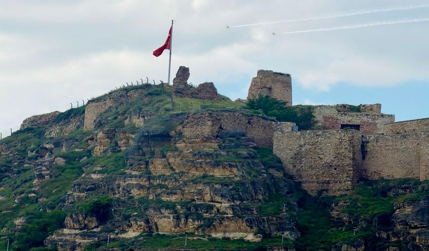 Türk Yıldızları Kastamonu’da keşif uçuşu yaptı