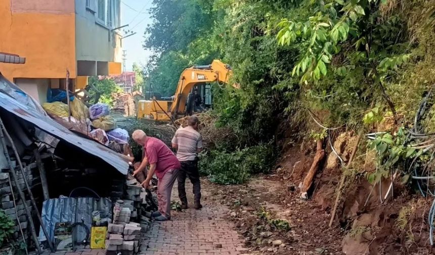 Doğanyurt’ta selin izleri siliniyor