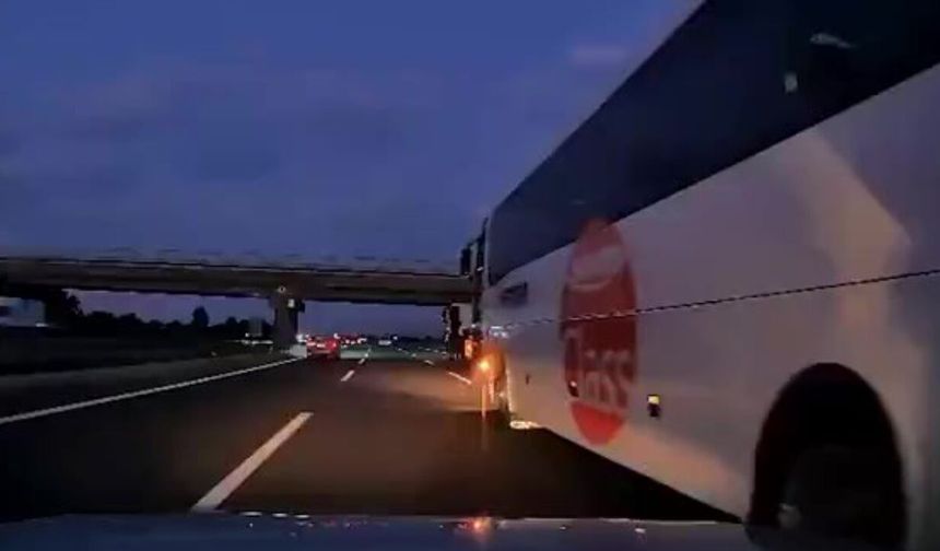 Otobüsün şerit değiştirmesi kazaya neden oldu! O anlar kamerada