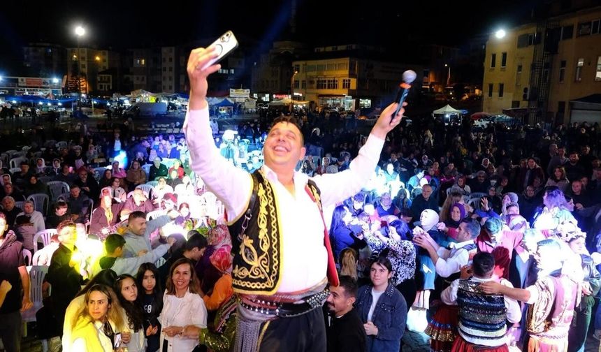 Azdavay Ihlamur ve Bal Festivali’nde 'Davulcu Cüneyt' rüzgârı esti