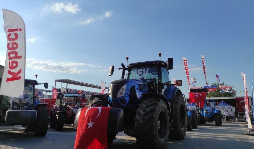 Dev traktörler Taşköprü Fuarı’na damga vurdu