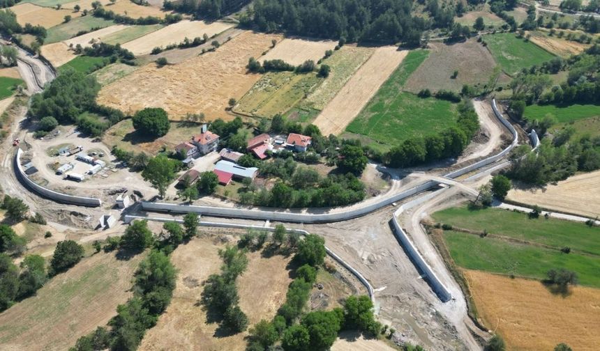 Kastamonu’da 1.820 metrelik taşkın duvarında sona yaklaşıldı