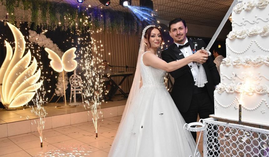 Görkemli tören: Taşköprü’de Feyza ve Resul çifti dünyaevine girdi