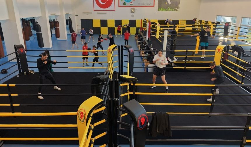 Milli yumruklar Kastamonu’da Akdeniz Oyunları’na hazırlandı