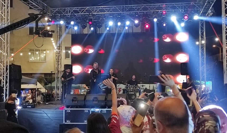 Taşköprü'de festival sahnesinde müzik şöleni yaşandı