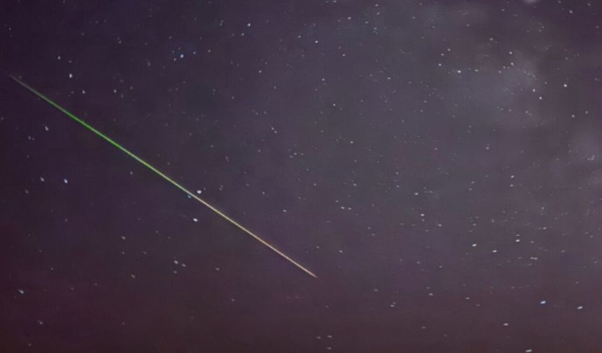 Taşköprü’de gökyüzü şöleni! Perseid meteorunun görüntüsü ortaya çıktı