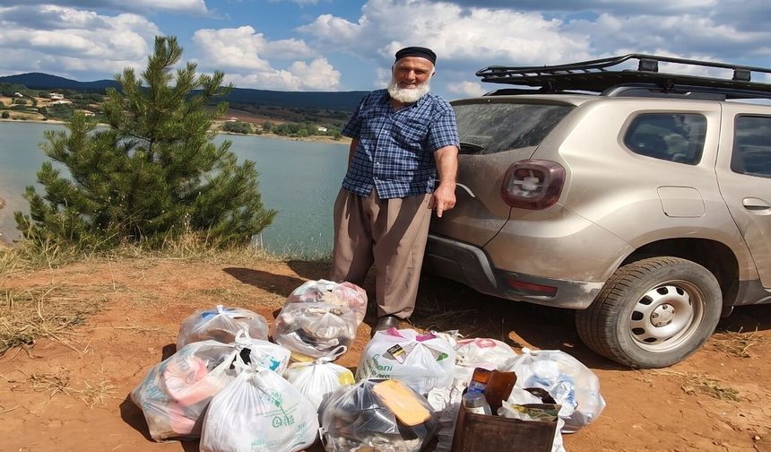 Taşköprü’de muhtardan örnek davranış: Asar Göleti’ni temizledi