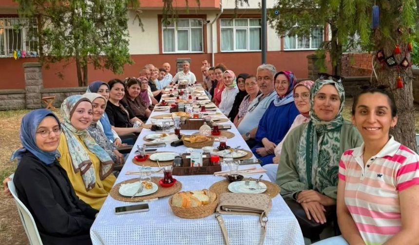 Taşköprü’nün diyetisyeni yeni görevine uğurlandı