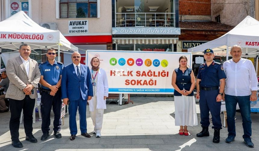 Halk Sağlığı Sokağı Taşköprü’nün kalbinde kuruldu