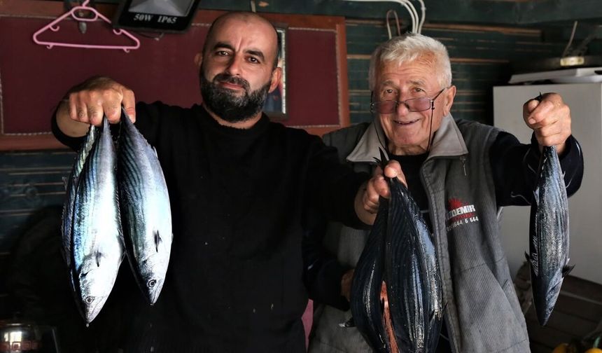 Kastamonu’da balıkçıların hasreti sona erdi: Palamut 100 Lira