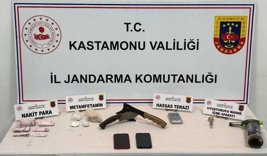 Kastamonu'da jandarmadan operasyon: 2 kişi tutuklandı!