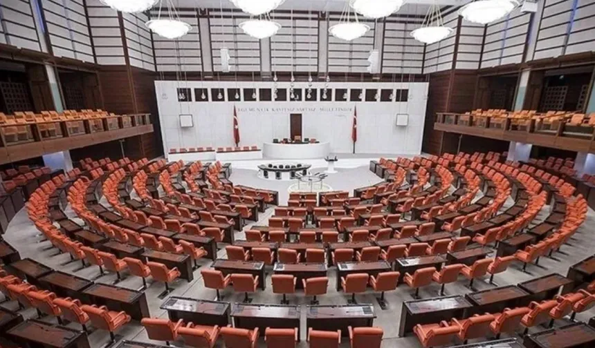 TBMM’de yoğun mesai başlıyor: Hangi düzenlemeler masaya gelecek?