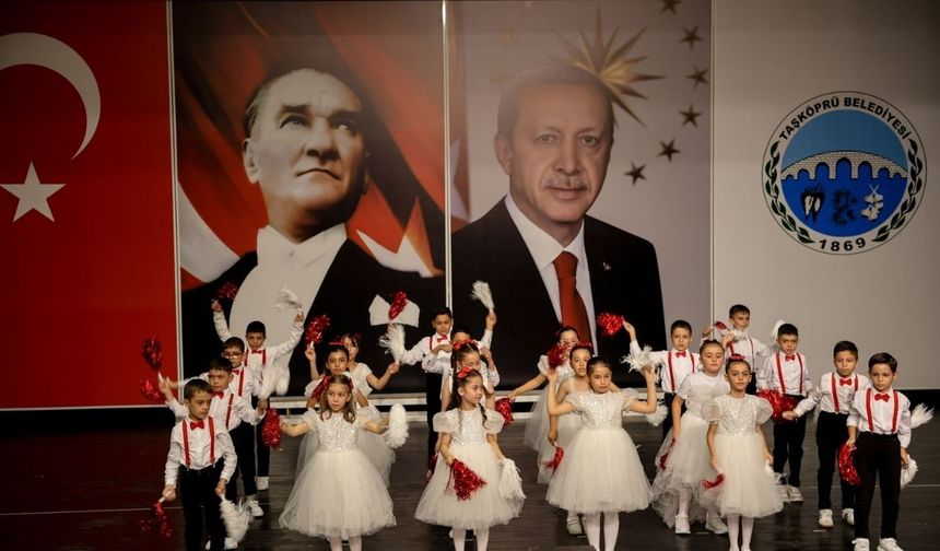 Taşköprü’de İlköğretim Haftası renkli görüntülerle kutlandı