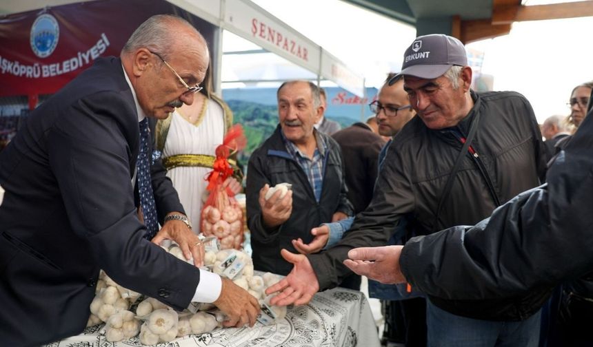 Başkentte Taşköprü sarımsağına yoğun ilgi