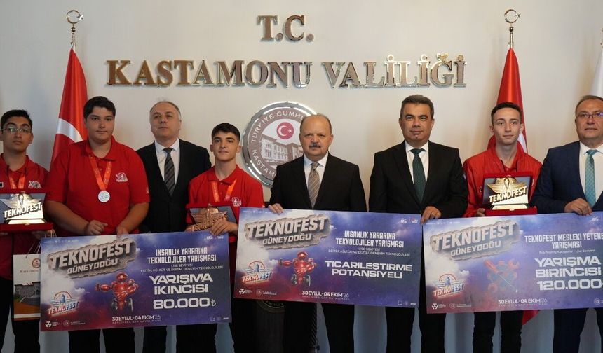 Kastamonu’da TEKNOFEST gururu: Vali Dallı’dan dereceye girenlere tebrik