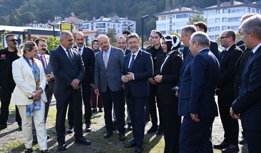 Kastamonulu Bakan Yumaklı memleketinde! Rotasında 3 ilçe vardı