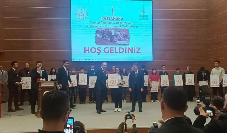 Taşköprü Fen Lisesinden çifte başarı: Ödüllerini Bakan Yumaklı verdi