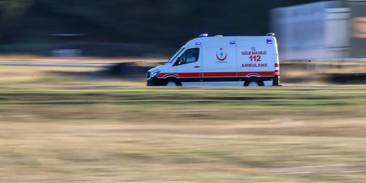 Karabük-Kastamonu yolunda iki araç birbirine girdi