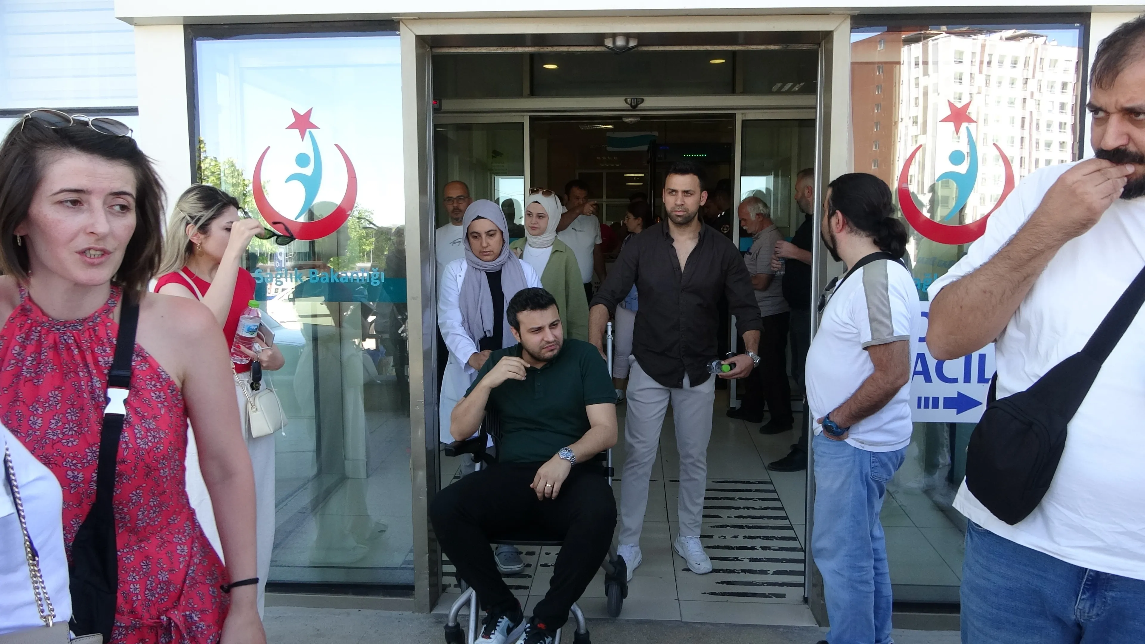 Kastamonu'da Kapatılan Kolejin Yöneticileri Öğretmenleri Feci Şekilde Dövdü