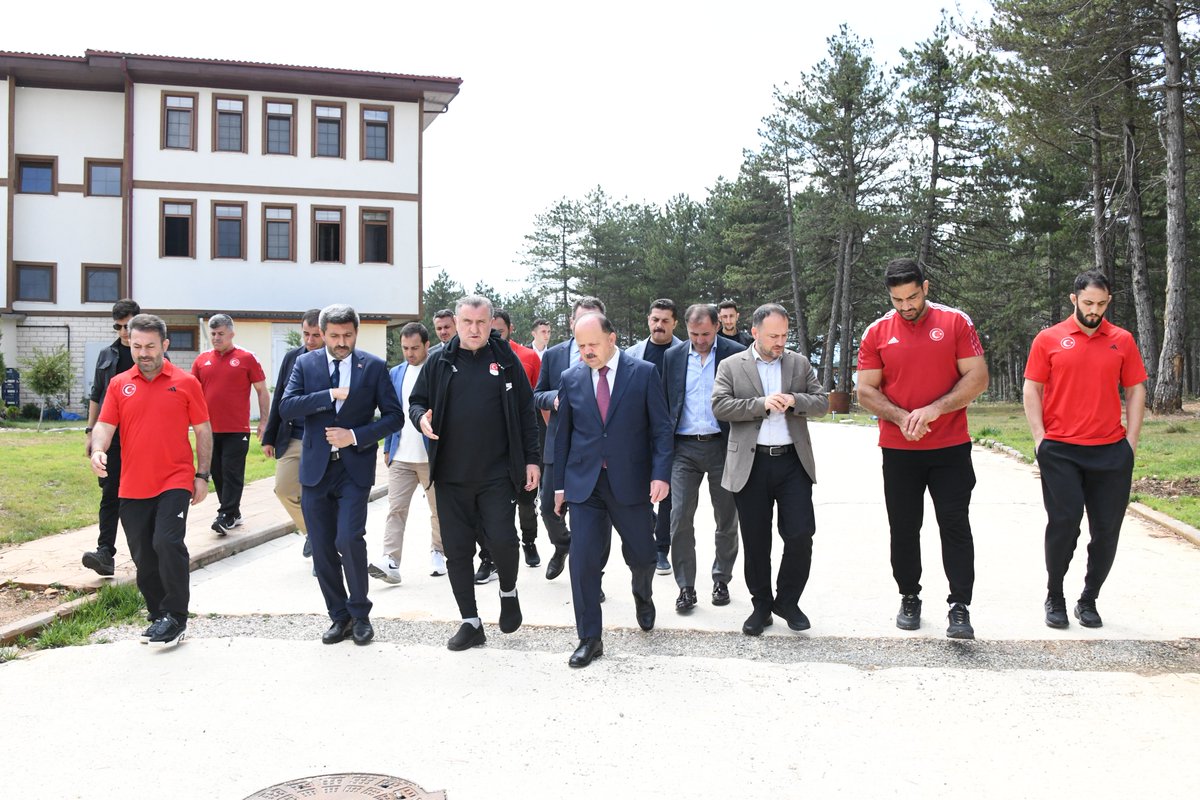 Kastamonu Osman Askin Bak1 Bakan