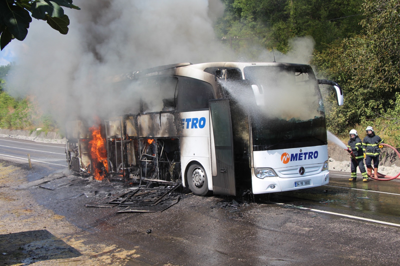 Kastamonu Yolcu Otobusu Yangin Inebolu 2024 Taskopru (3)