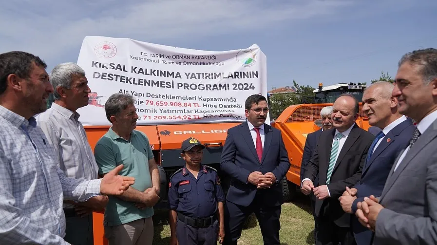 Kastamonu'da 30 Çiftçiye Makine Ve Ekipmanları Teslim Edildi! 3