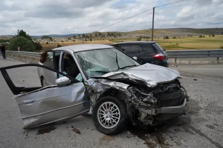 Kastamonu'da Zincirleme Kaza! 1'I Ağır, 2'Si Çocuk 12 Yaralı 2