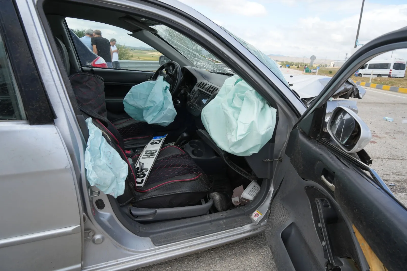 Kastamonu'da Zincirleme Kaza! 1'I Ağır, 2'Si Çocuk 12 Yaralı 8